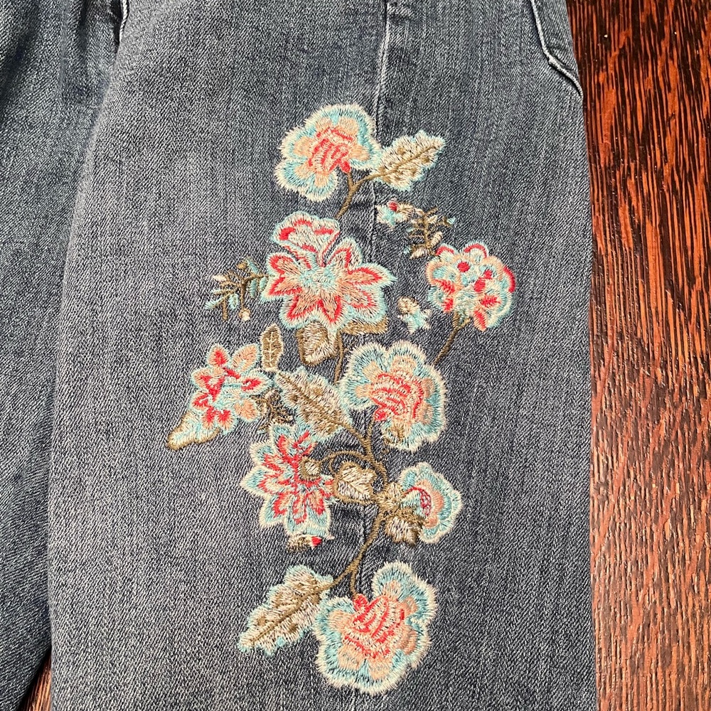 J Jill Blue Floral Embroidered Straight Leg Jeans - Picture 5 of 8